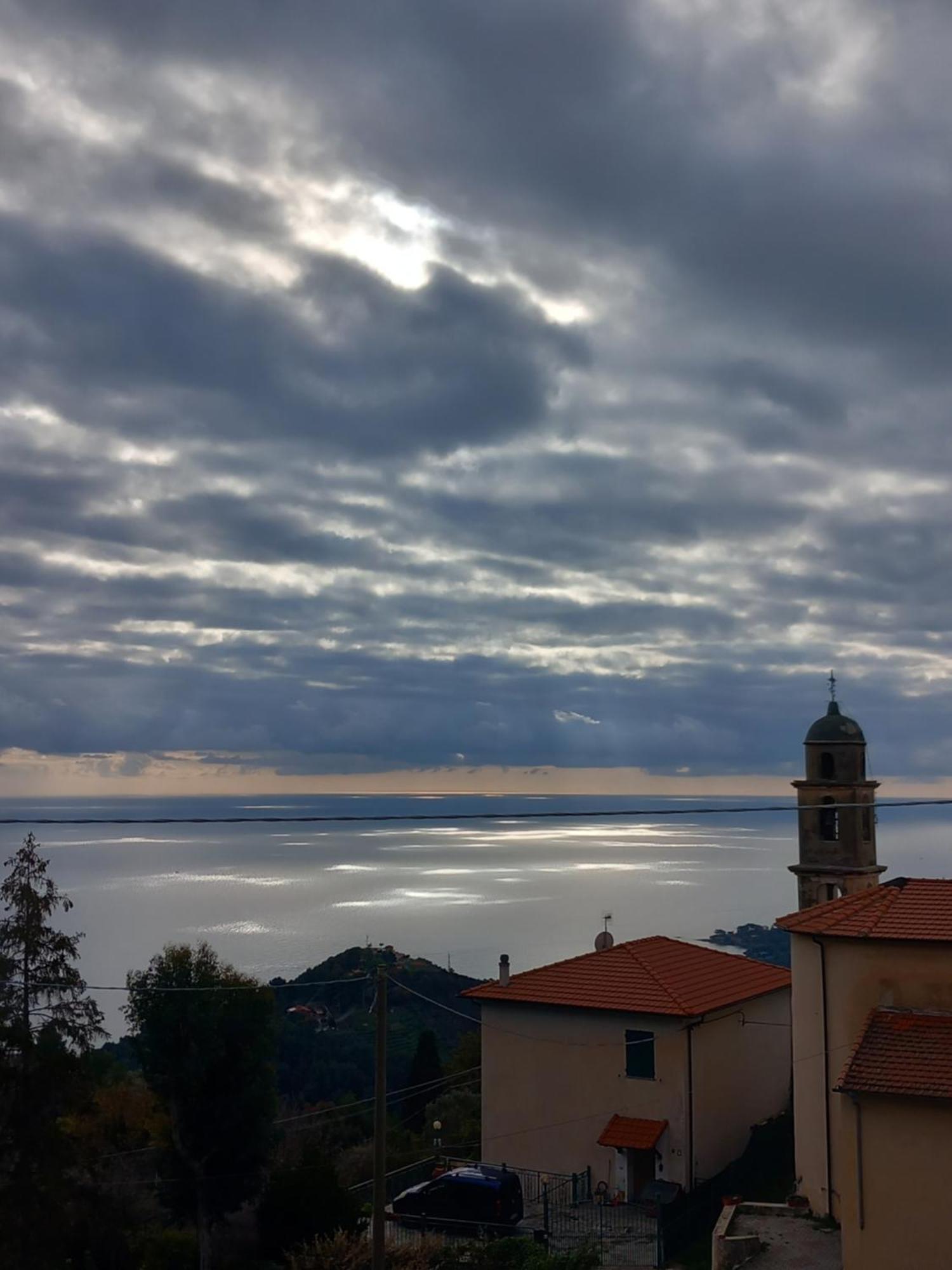Dolci Risvegli Appartamento Vista Mare Ventimiglia Zewnętrze zdjęcie